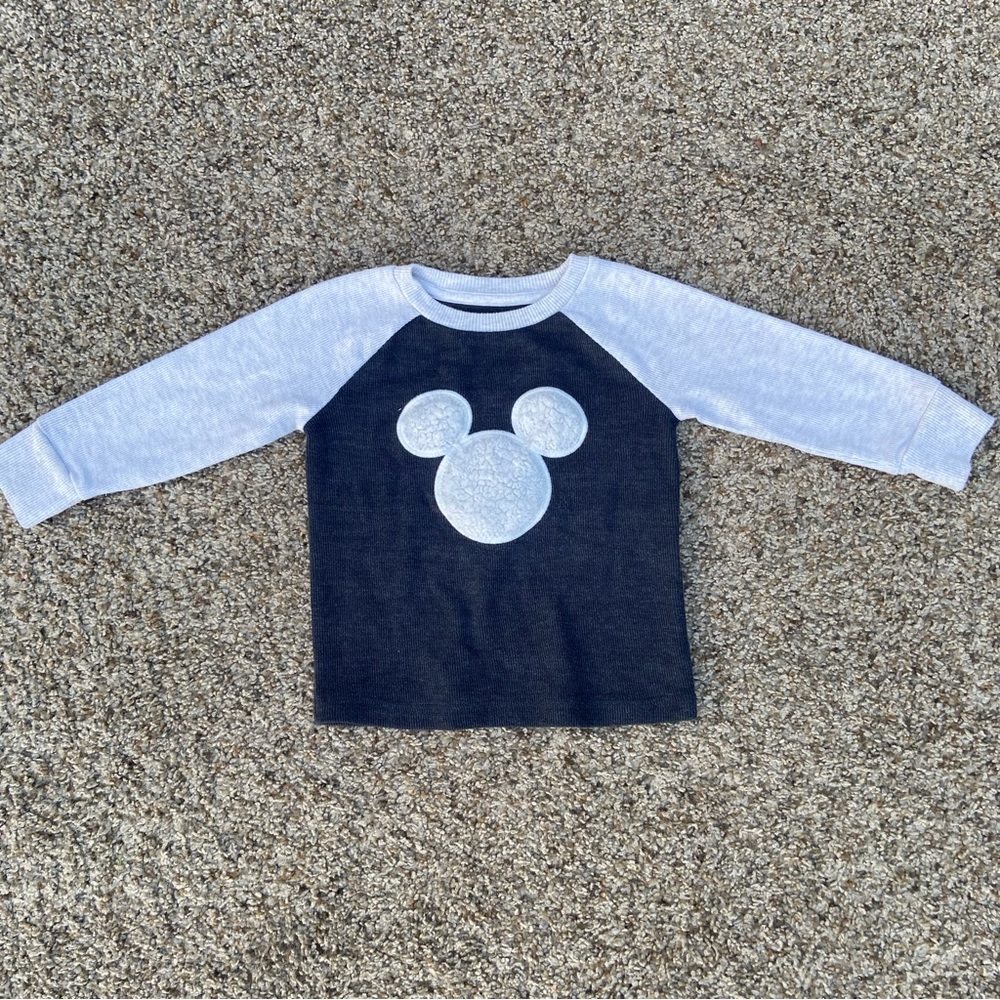 Disney's Mickey Mouse Baby Boy Raglan Top by Jumping Beans Size 2T Sweatshirt